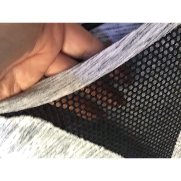 PINK Woman Top Sz L Gray Long Sleeves Mesh Inset Crew Neck Sporty Athletic - Picture 4 of 5